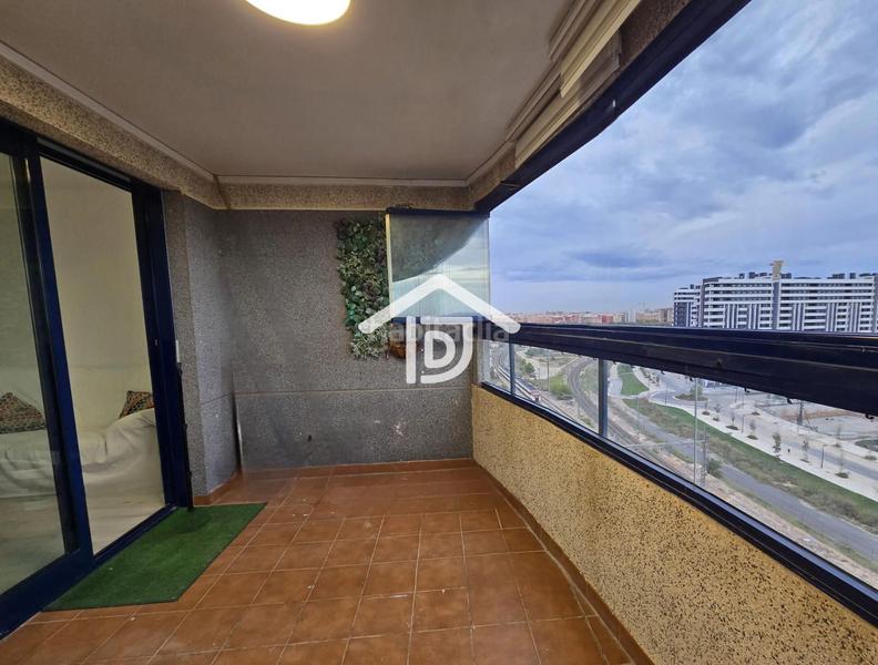 Foto e4b9c92d-7573-4c77-a319-d7ef4e3cbb53. Lloguer pis amb calefacció piscina a Camí Reial Valencia