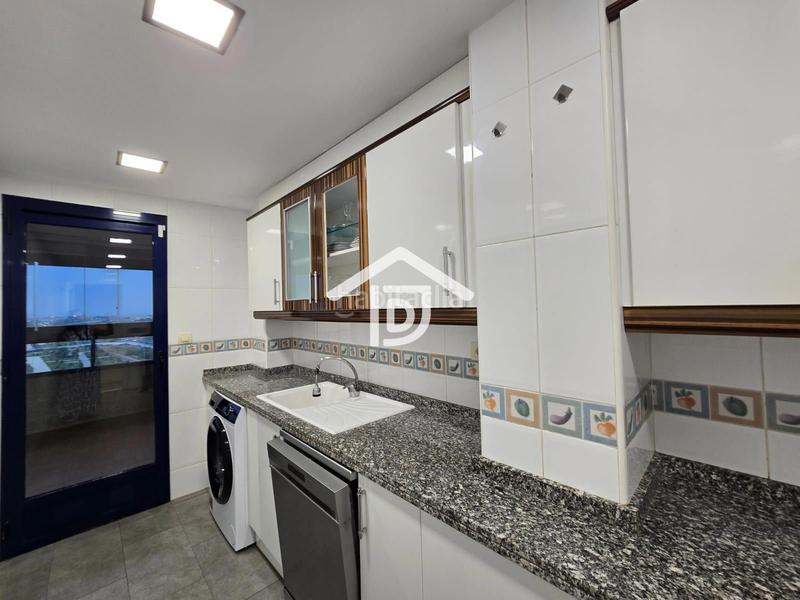 Foto 1edb93ae-2850-4c55-985f-81959d9d3013. Miete etagenwohnung mit heizung pool in Camí Reial Valencia