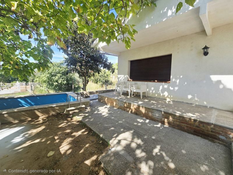 Foto a9c3ead3-458d-48b8-82ca-4ff98e917728. House with heating parking in Castellbisbal