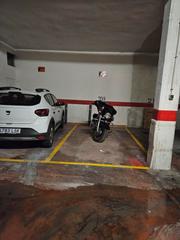 Car parking  Carrer quinze. Parking en venta en bonavista