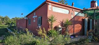 Mas à Maspujols. Finca rústica con casa