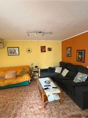 Appartement  Carrer vint-i-dos. Se vende piso en bonavista