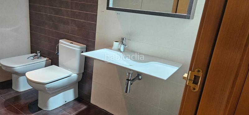 Foto ab32e492-bbef-4955-bccc-ec57f719ab96. Zweistöckige wohnung in Canonja (la)