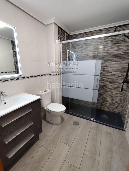 Foto fc75b4b5-291b-47f7-ba90-b2f5088f559e. Pis amb calefacció aparcament a Hospital Albacete