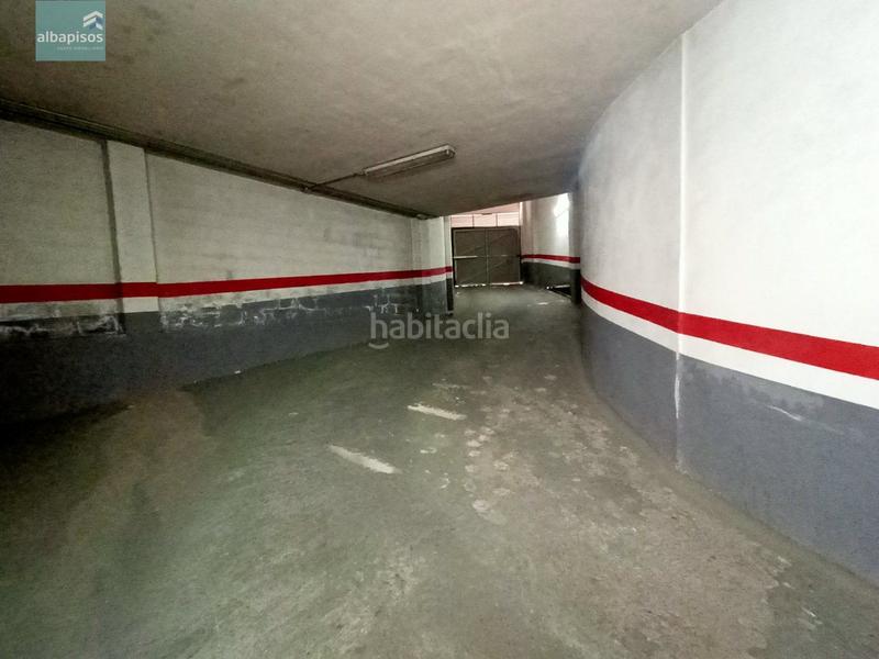 Foto 123e3c4c-de6b-458f-8017-0aa0fbd51a50. Autoparkplatz in Estación Albacete