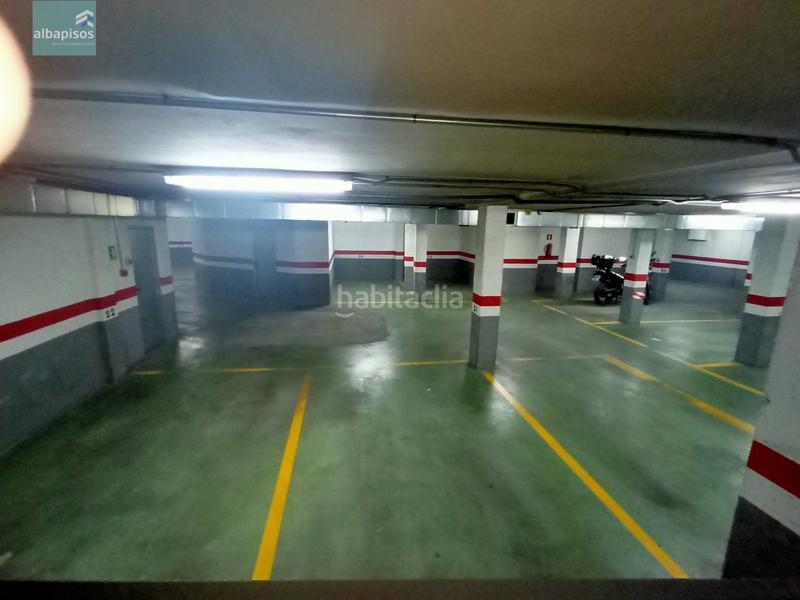 Foto 6a0abcd1-c953-407c-8a02-17f68721df5f. Autoparkplatz in Estación Albacete