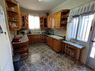 Casa a Pozohondo. Vivienda unifamiliar en pozohondo de 260 metros construidos mas