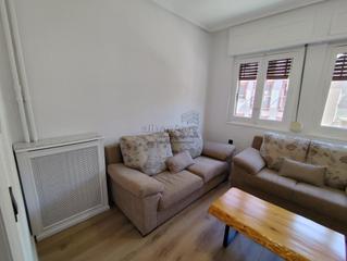 Appartement à Centro. Piso amueblado en zona simón abril excelente ubicación junto al