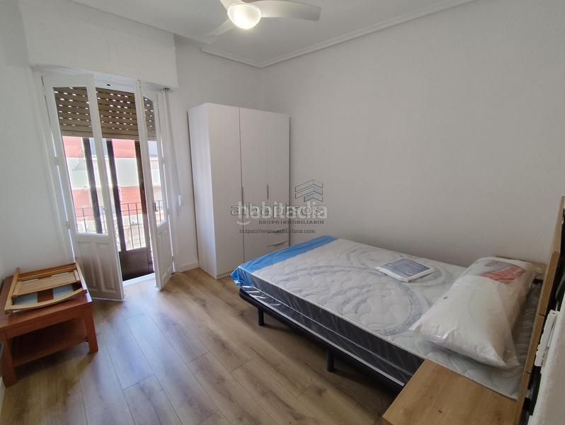 Foto 2af292bb-9b03-4f85-982a-6969ac10d57f. Pis amb calefacció a Centro Albacete