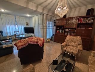 Appartamento in Centro. Amplio piso con terraza, garaje y trastero junto a villacerrada