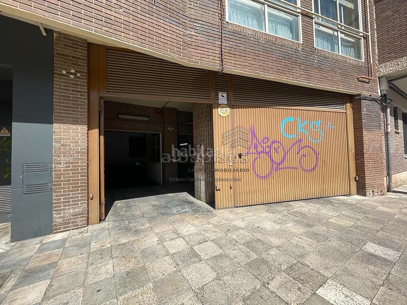 Foto 541ef4c1-a3a8-411f-ba33-6570bbeee2d0. Car parking in Hospital Albacete