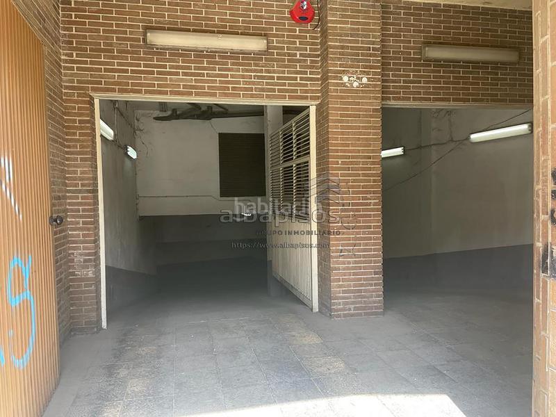 Foto cd1c6b59-4c6a-49ce-9516-e05d20446bf4. Car parking in Hospital Albacete