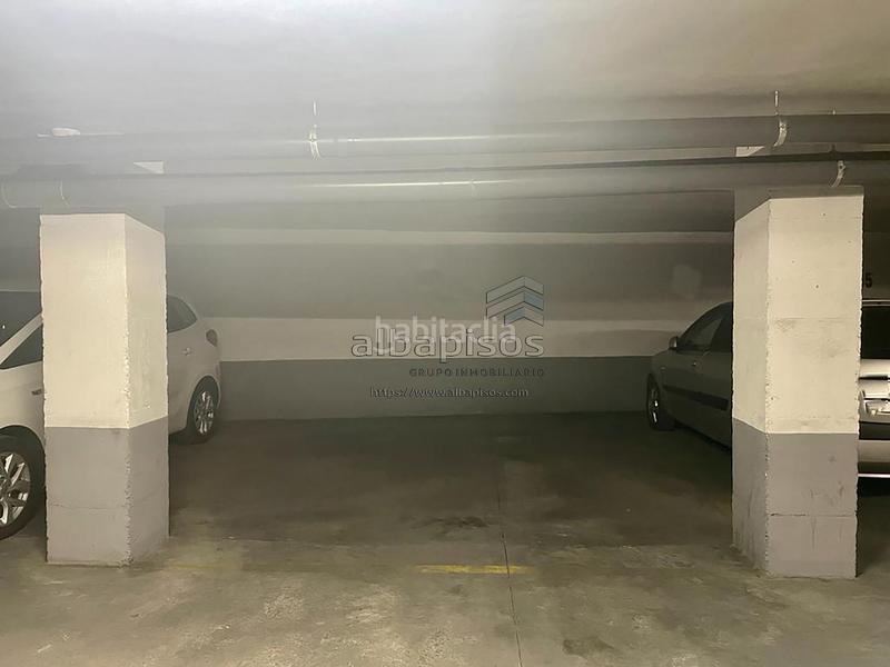 Foto d65ae6b3-4ac2-4cbc-8411-5776575c4e85. Car parking in Hospital Albacete