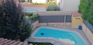 Casa adossada a Golmés. Casa amb piscina en venda