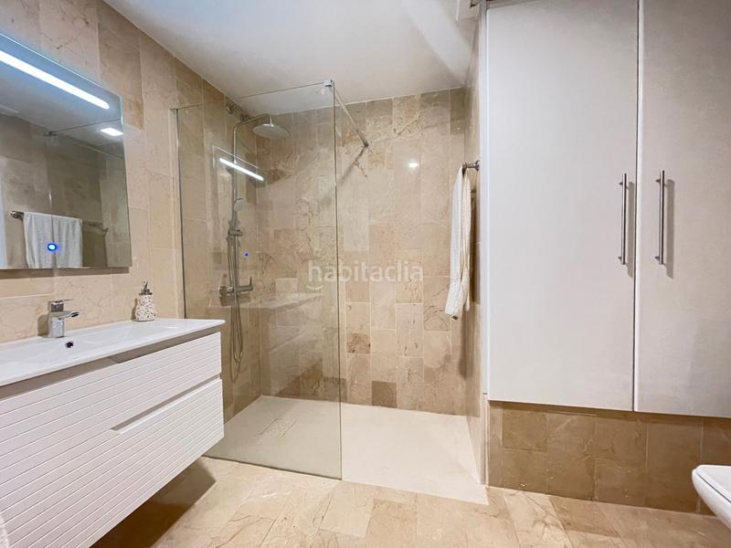 Foto d794b87d-1e58-434c-80bc-3ee0f394320c. Appartement in calle londres 89t in Las Brisas Marbella