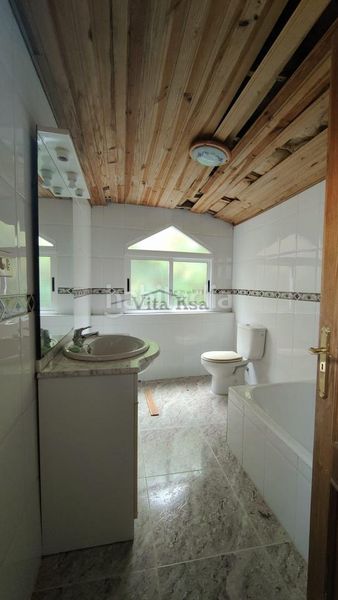 Foto 9569ad6c-e3b6-405e-848f-feb9574c1770. Casa amb aparcament a Nogueira de Ramuín