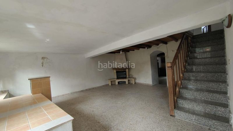 Foto abf20a83-6eb3-4eb9-80c3-e0356515e159. Casa amb aparcament a Nogueira de Ramuín