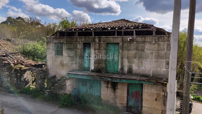 Foto f75fee50-a155-45b8-a525-34b0ff2fca00. House in Nogueira de Ramuín
