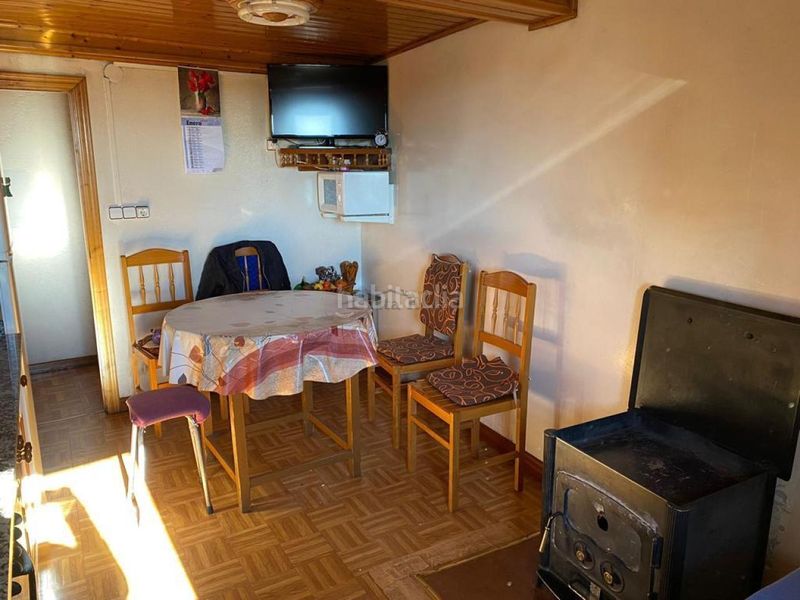 Foto a9e96c9d-a603-44de-b2c7-0f7b75dd3fa3. Casa amb calefacció a Gudiña (A)