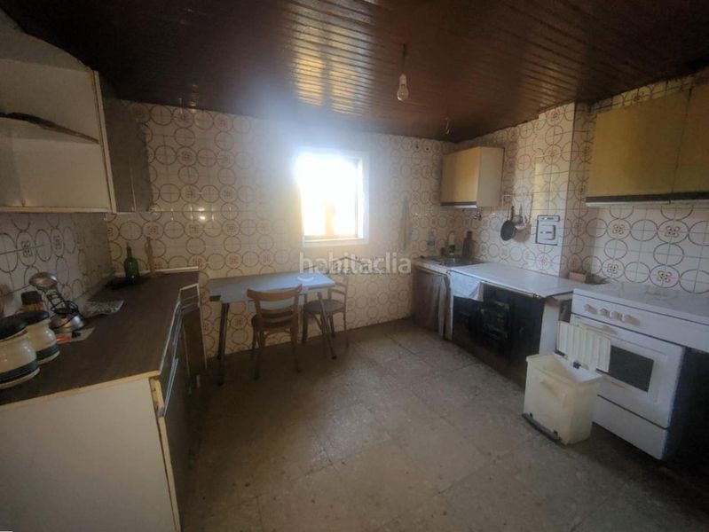 Foto b8c2d269-b668-46c3-8ceb-2ecfd2e2d8a7. Casale in Maceda