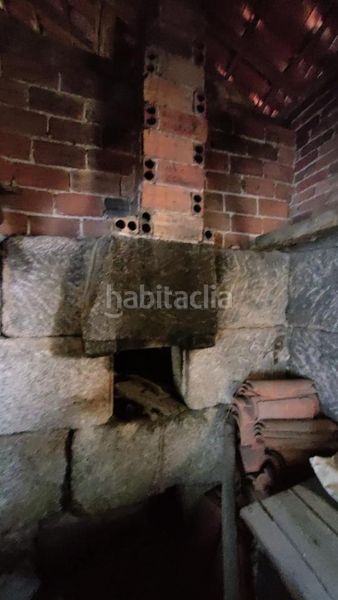 Foto 3b123588-0589-43f1-8a88-3d17fc59ec32. Masia a Nogueira de Ramuín