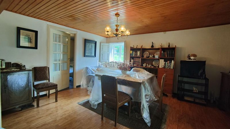 Foto d68256b1-7018-4c21-a42a-2e48e381614a. Masia a Esgos