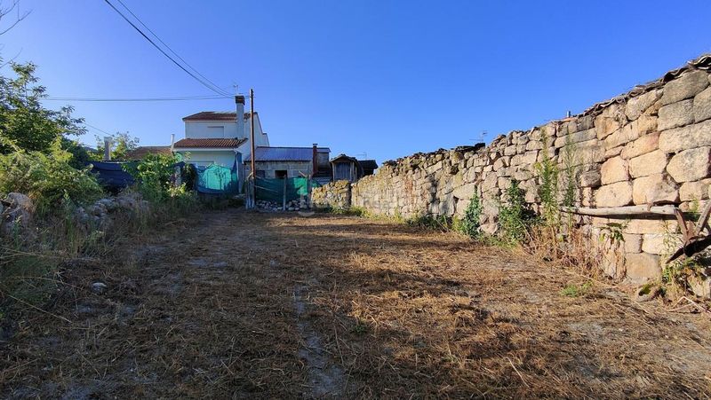 Foto 170f604a-faa6-4b51-9c58-0192d65613d3. Masia a Nogueira de Ramuín