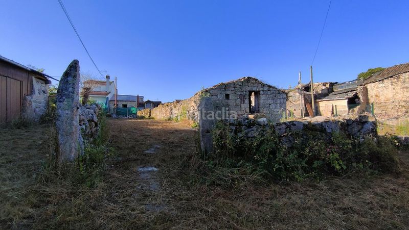 Foto 37036afa-a260-4422-9d55-70bd75b6339e. Masia a Nogueira de Ramuín