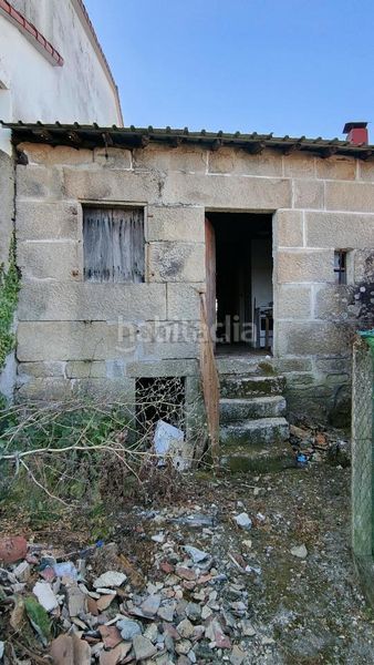 Foto 3b1cb350-4c38-4f71-bd92-1925e4909d0f. Masia a Nogueira de Ramuín