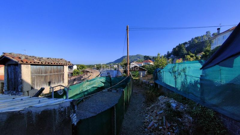 Foto dbf90d04-f0cb-418d-ba4f-9951cddea5f6. Masia a Nogueira de Ramuín