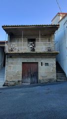 Masia a Nogueira de Ramuín