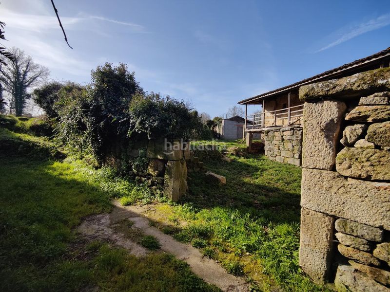 Foto 4c983e5e-af5c-40ac-b70f-7558206ec35c. Country house with parking in Bola (A)