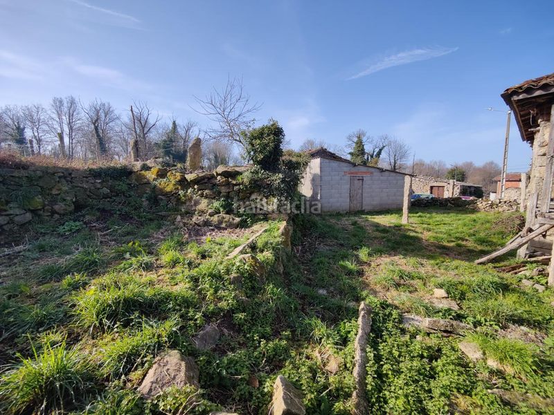 Foto 0d4f7d67-e0cd-4b8c-8caf-7e19d2d521e3. Masia amb aparcament a Bola (A)