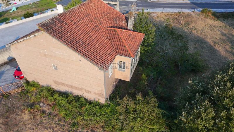 Foto 6c289405-cee4-4526-b4de-8d6fa9c85e4b. Casa amb calefacció a Nogueira de Ramuín