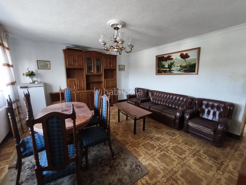 Foto 9ac86814-2a86-4fc0-9040-74e8dcf965dc. Casa amb calefacció a Nogueira de Ramuín