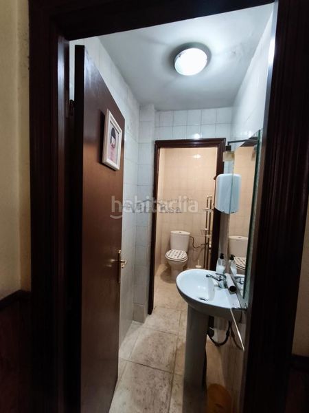 Foto 2762d585-eb30-4afa-9b7a-a6b02f60f25b. Local comercial a Universidad Ourense