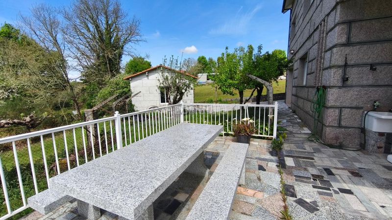 Foto 9c4cb161-3261-40fe-af4a-bd7450aaaae2. Chalet en Nogueira de Ramuín