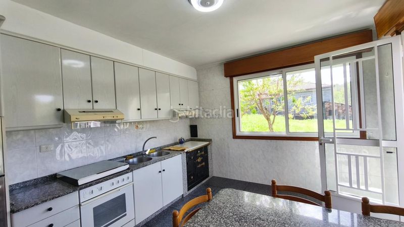 Foto cc1df551-eda7-40c7-bc90-9cb6cbeb9ef0. Chalet en Nogueira de Ramuín