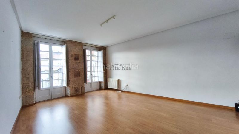 Foto 6d065a65-bb42-4753-b4c3-1ad5484268a9. Flat with heating in Casco Viejo Ourense