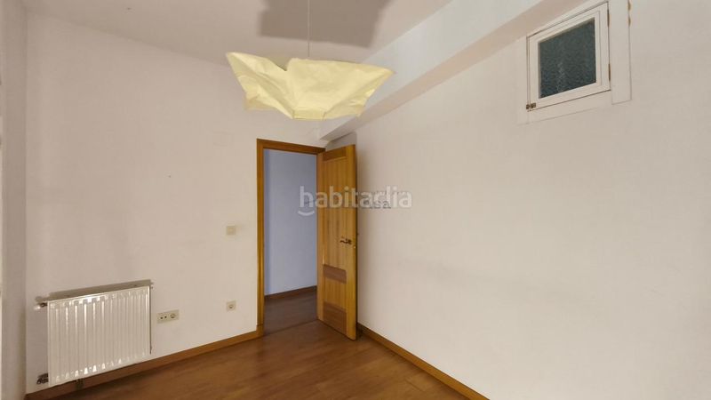 Foto a43bd801-e006-46ff-a9e3-10a35c851c5b. Flat with heating in Casco Viejo Ourense