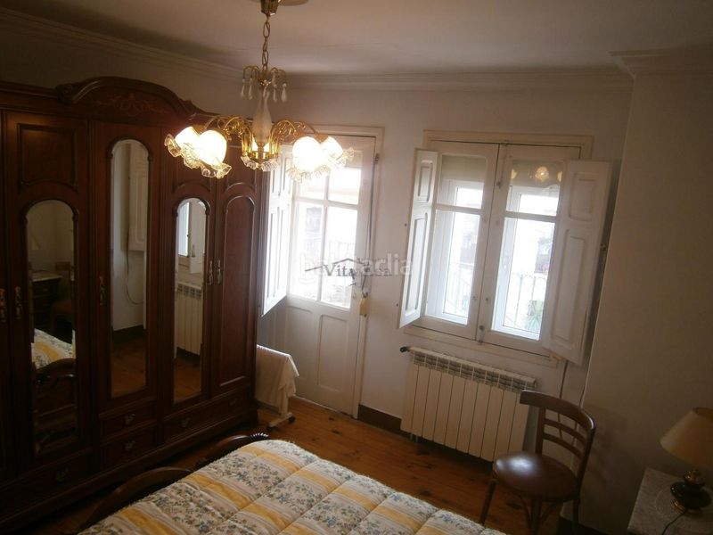 Foto 46019b65-adc2-4c76-882f-8d2ca6074916. Casa amb calefacció a Barrocanes Ourense