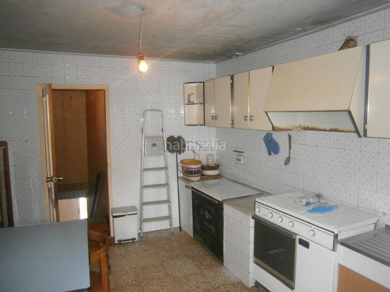 Foto 5601d06e-68f3-4faf-8a0a-8d34397c6866. Casa amb calefacció a Barrocanes Ourense