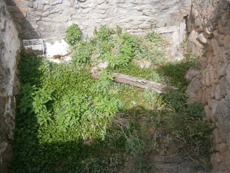 Foto 7ae9ad3b-0193-423a-a02b-964313e02943. Casa amb calefacció a Barrocanes Ourense