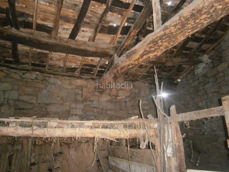 Foto 88c20a4b-2060-4d89-b4af-a3e279b4c1f6. Casa amb calefacció a Barrocanes Ourense