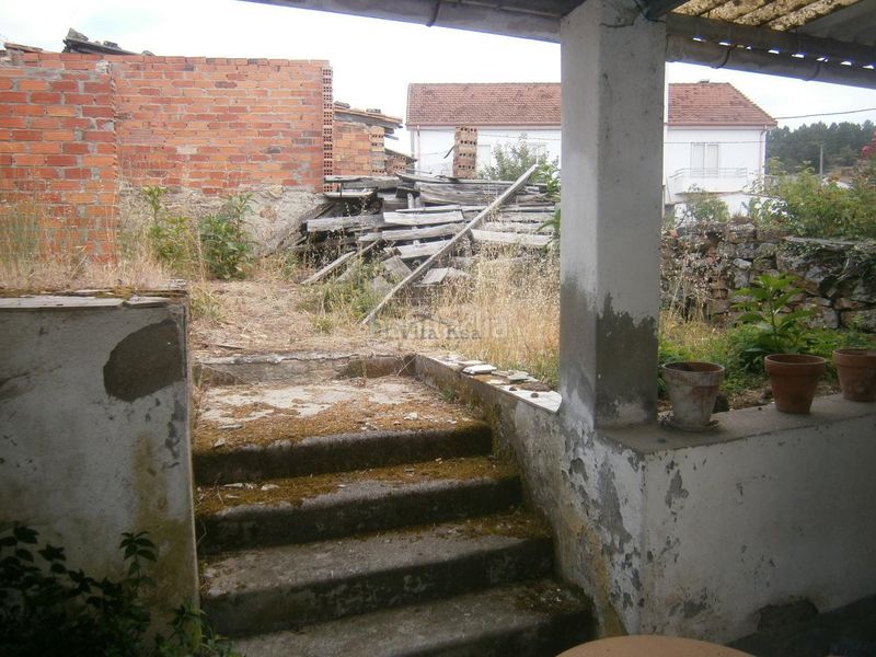 Foto a7aca7ec-b607-44b5-8637-f5713e7d41b5. Casa amb calefacció a Barrocanes Ourense