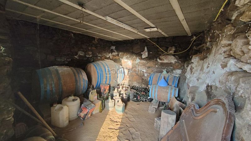 Foto 20f0173a-8be4-49ca-94d2-4ce7e6af830f. Masia amb aparcament a Nogueira de Ramuín