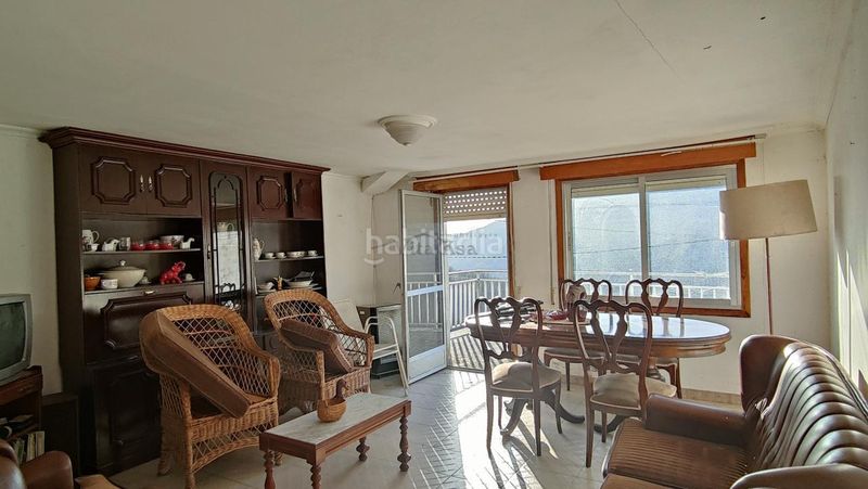 Foto 2c4fb9b0-cd1b-4a36-ba62-2aa15656d58a. Masia amb aparcament a Nogueira de Ramuín