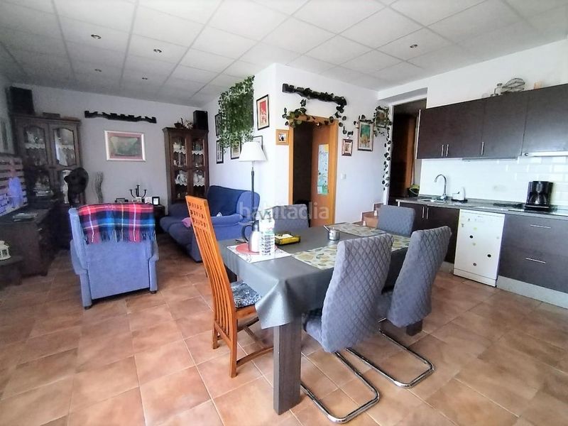 Foto 70828892-2075-4494-a7c4-c08fa5bfa0c1. Casa amb calefacció aparcament a Barrocanes Ourense