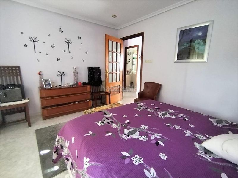 Foto bd20271a-517c-42cf-923b-300d93c4ecf4. Casa amb calefacció aparcament a Barrocanes Ourense