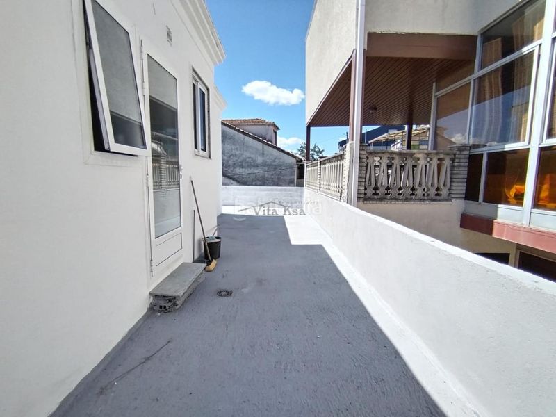 Foto fa920ef4-1ca9-42a7-9fef-4ac184207765. Casa amb calefacció aparcament a Barrocanes Ourense